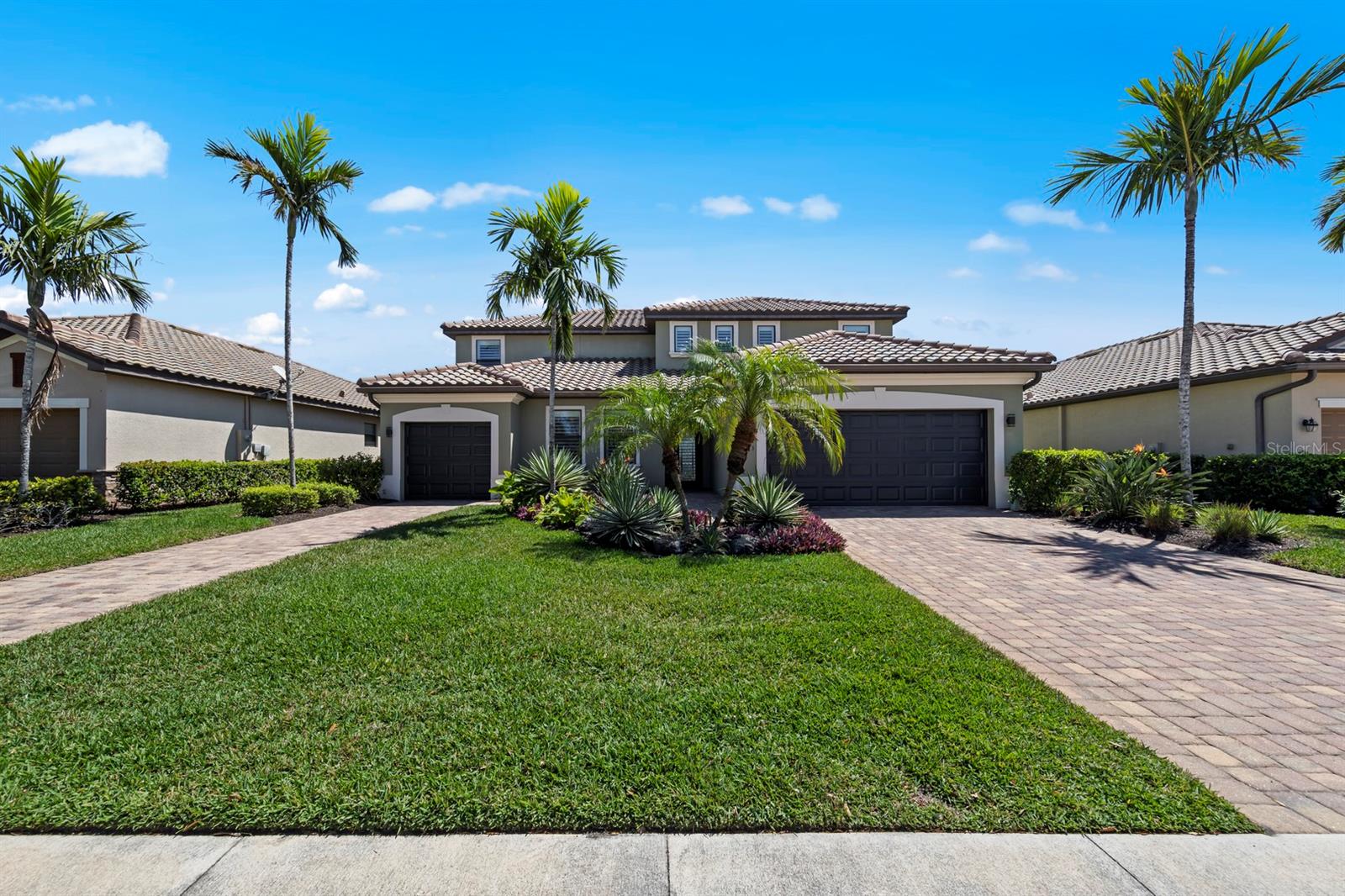 20373 BLACK TREE LN, ESTERO, FL, 33928