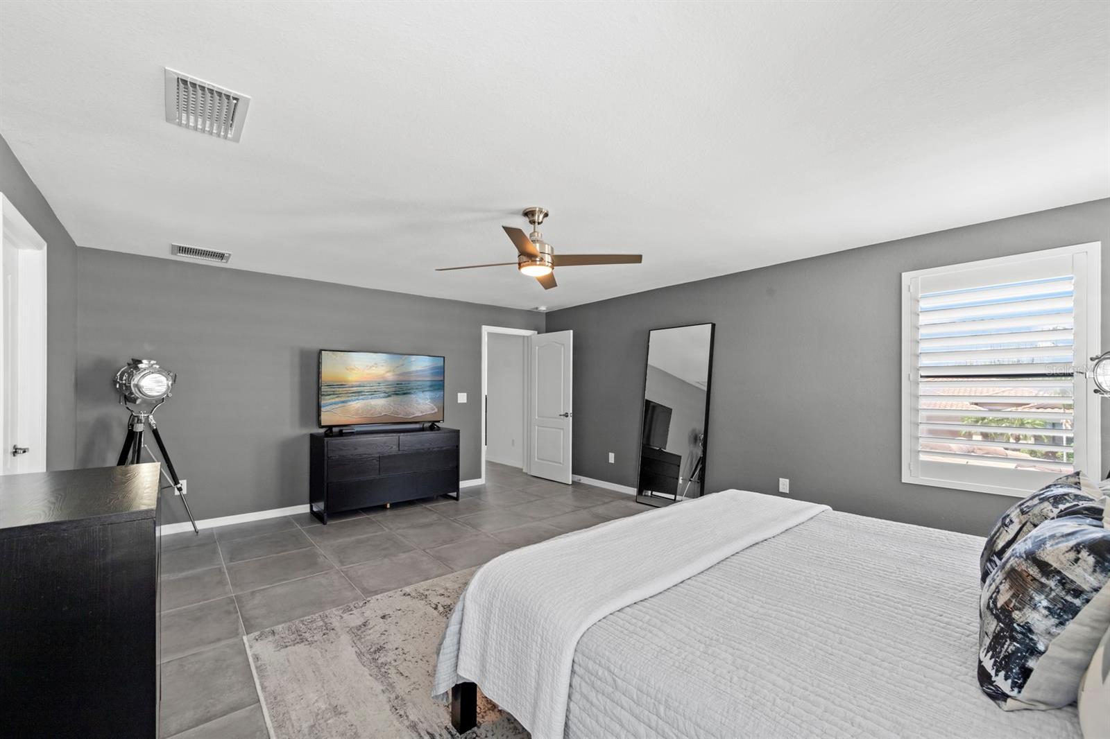 20373 BLACK TREE LN, ESTERO, FL, 33928