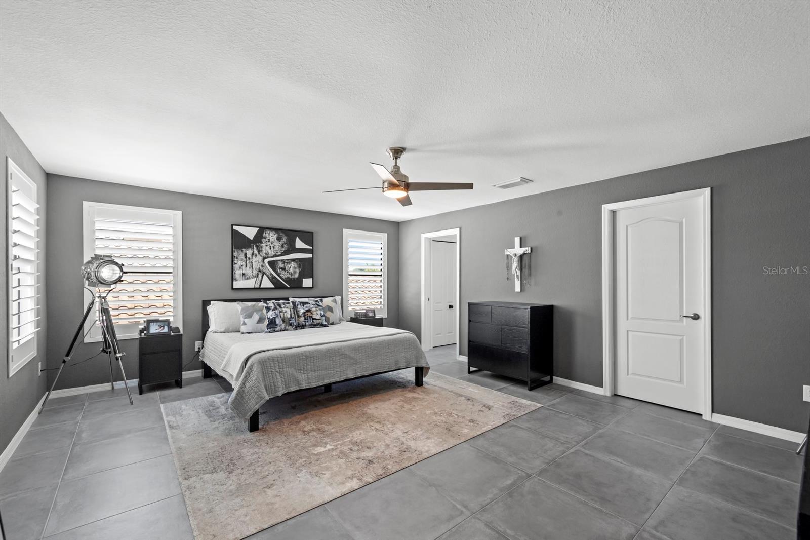 20373 BLACK TREE LN, ESTERO, FL, 33928