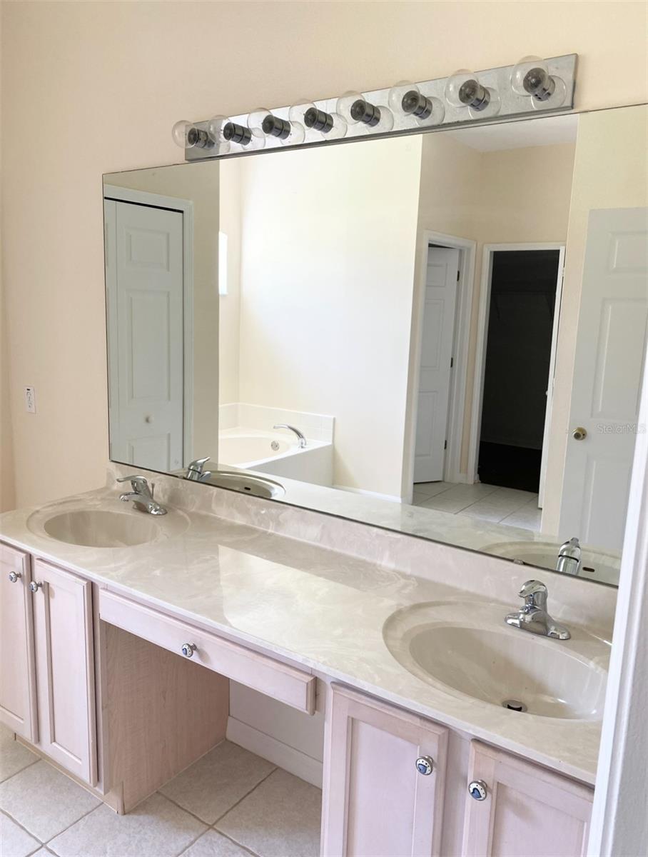 1 RIPTON PL, PALM COAST, FL, 32164