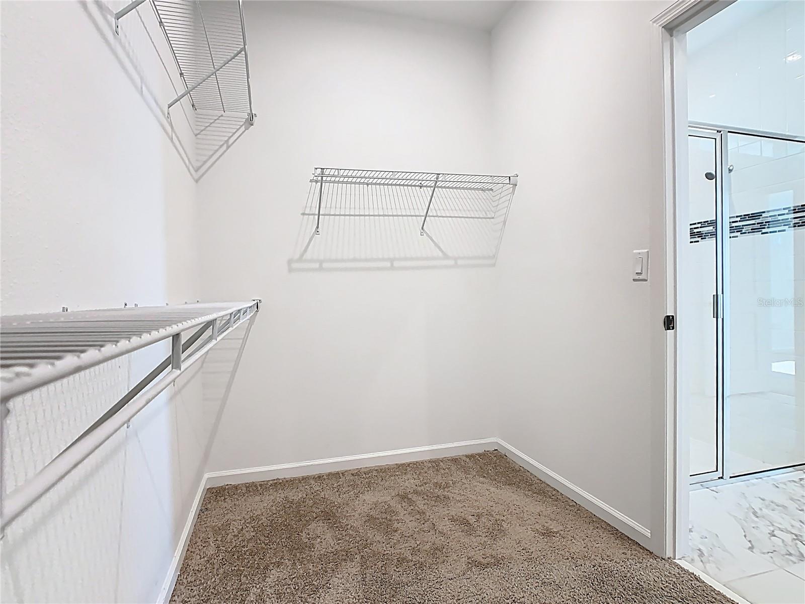 1043 LAKESHORE BREEZE PL, KISSIMMEE, FL, 34747