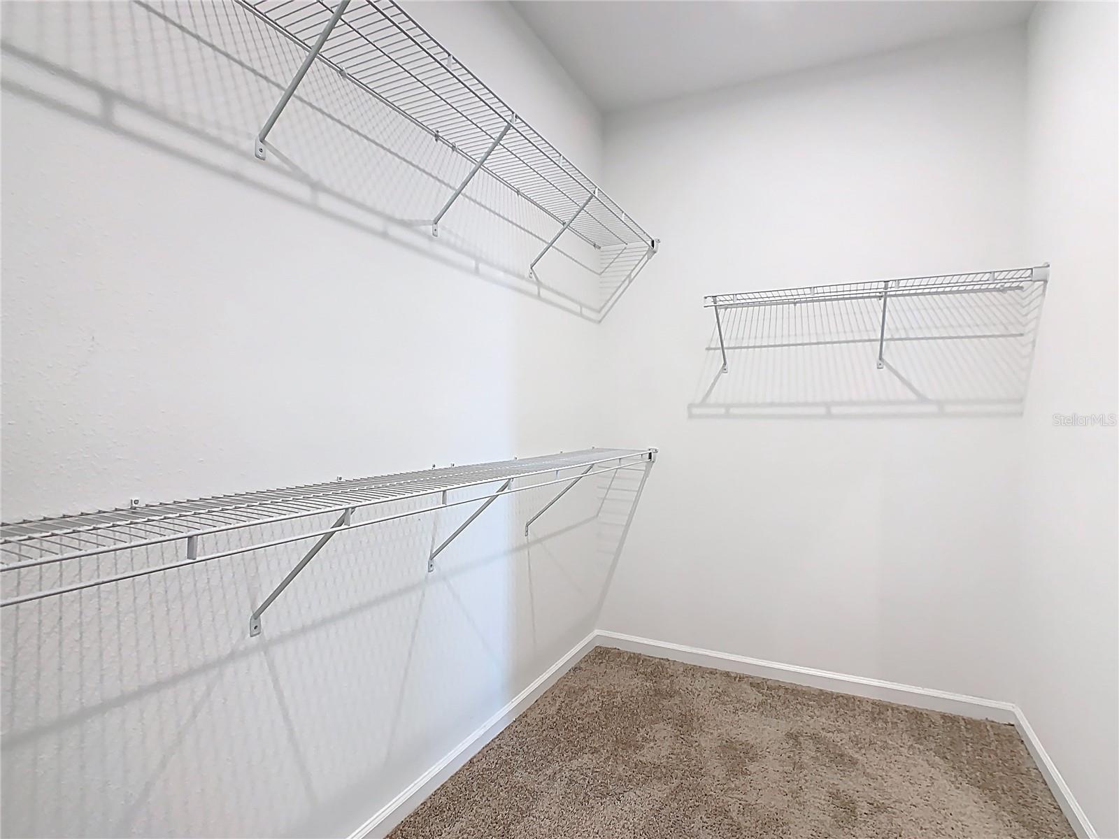 1043 LAKESHORE BREEZE PL, KISSIMMEE, FL, 34747