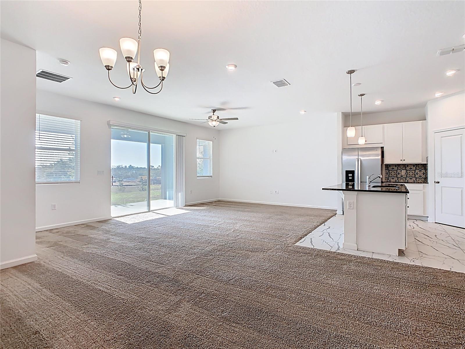 1043 LAKESHORE BREEZE PL, KISSIMMEE, FL, 34747