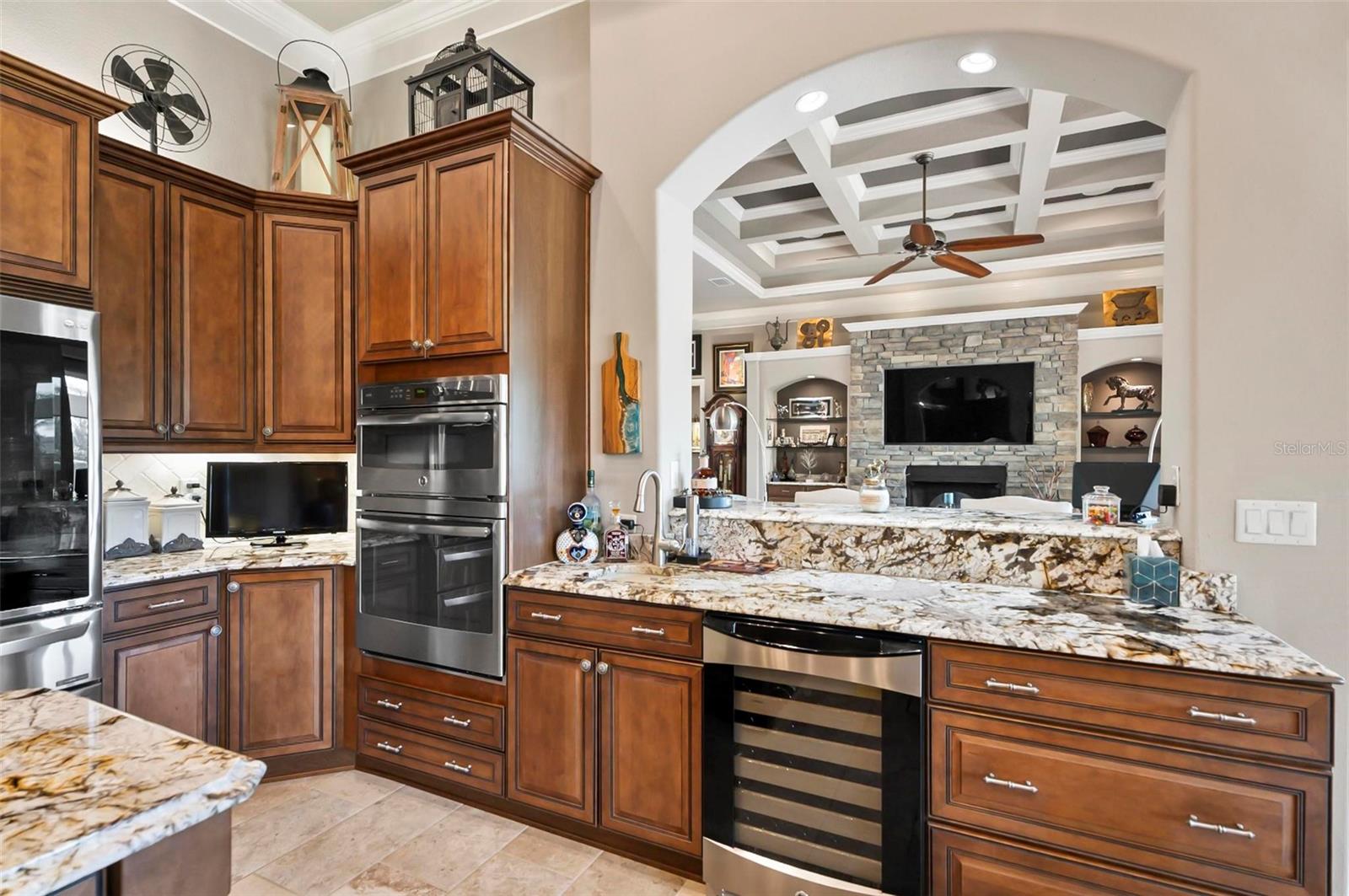 16 NATIVE OAK CT, PALM COAST, FL, 32137