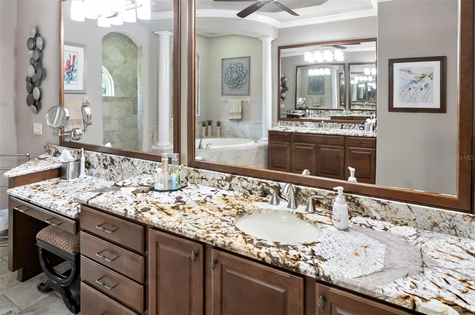 16 NATIVE OAK CT, PALM COAST, FL, 32137