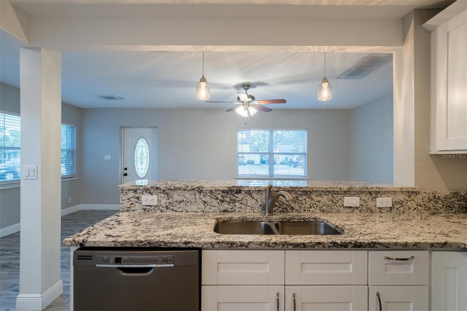 3515 W PEARL AVE, TAMPA, FL, 33611