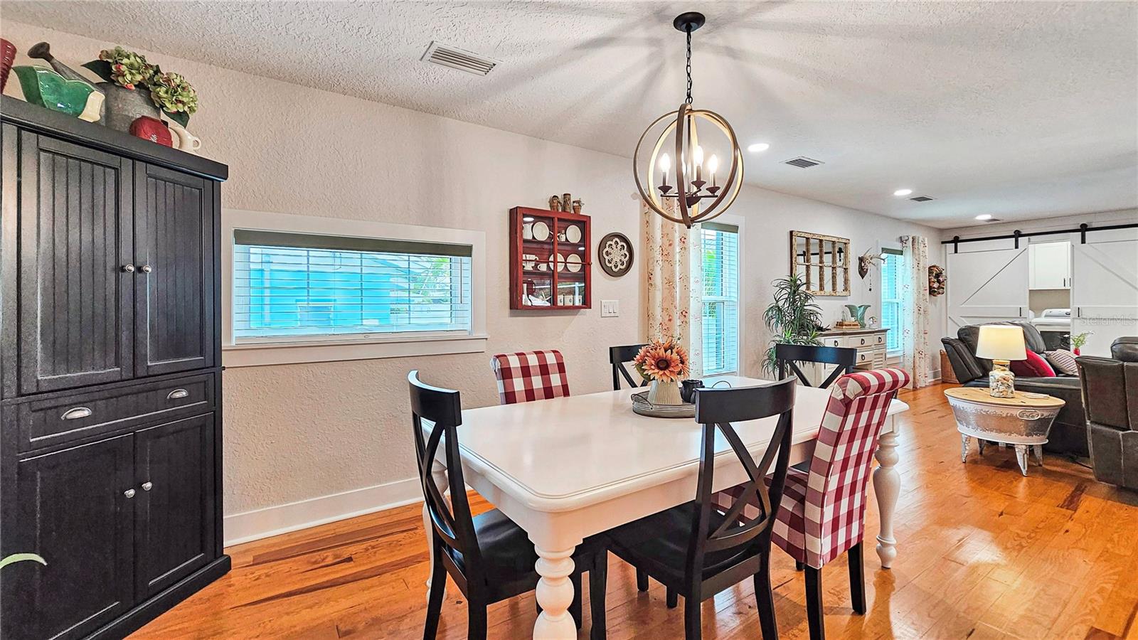 606 S PINE ST, NEW SMYRNA BEACH, FL, 32169