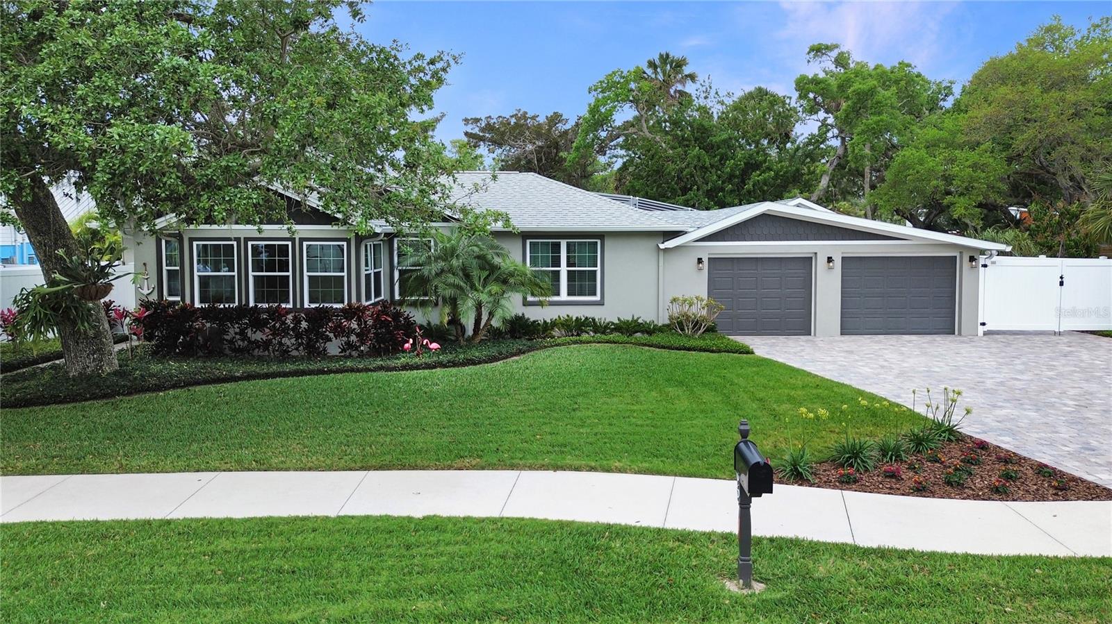 606 S PINE ST, NEW SMYRNA BEACH, FL, 32169