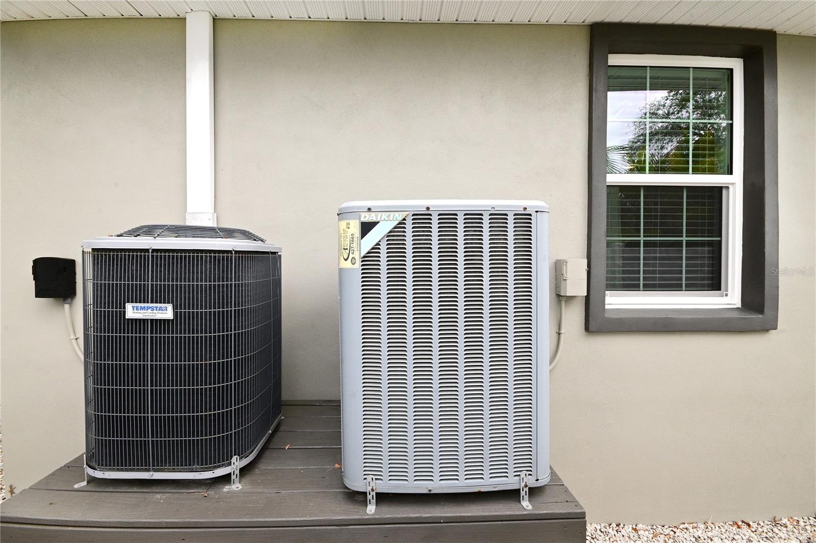 606 S PINE ST, NEW SMYRNA BEACH, FL, 32169