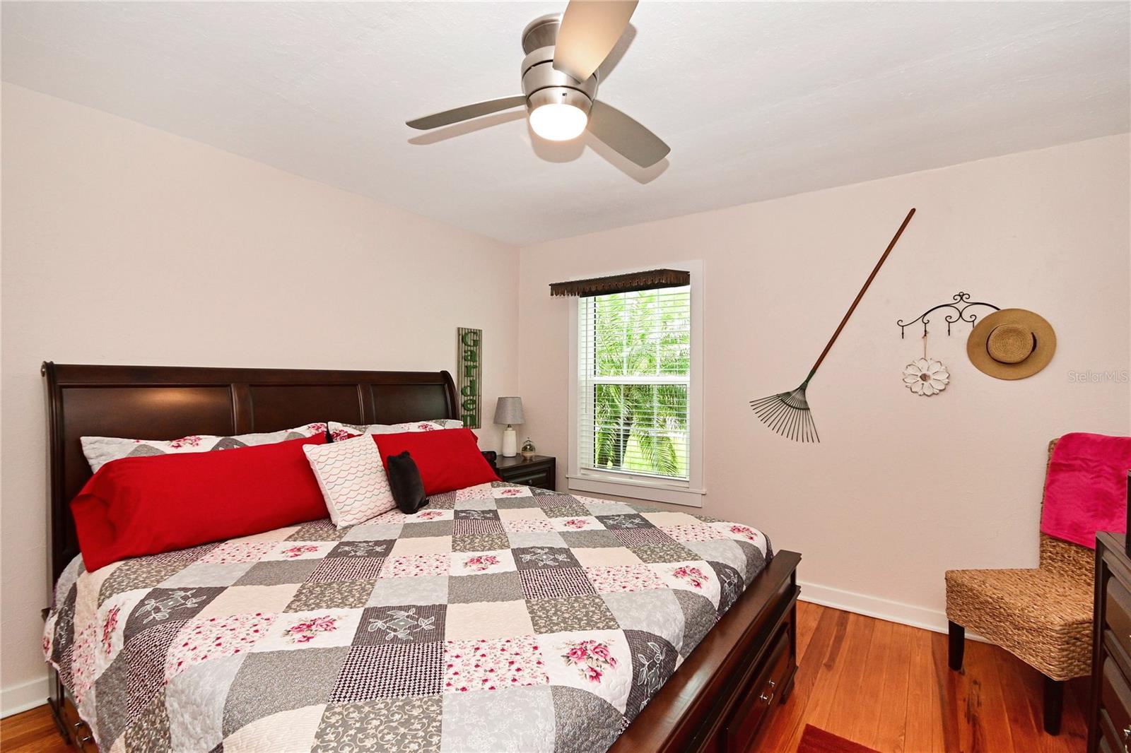 606 S PINE ST, NEW SMYRNA BEACH, FL, 32169