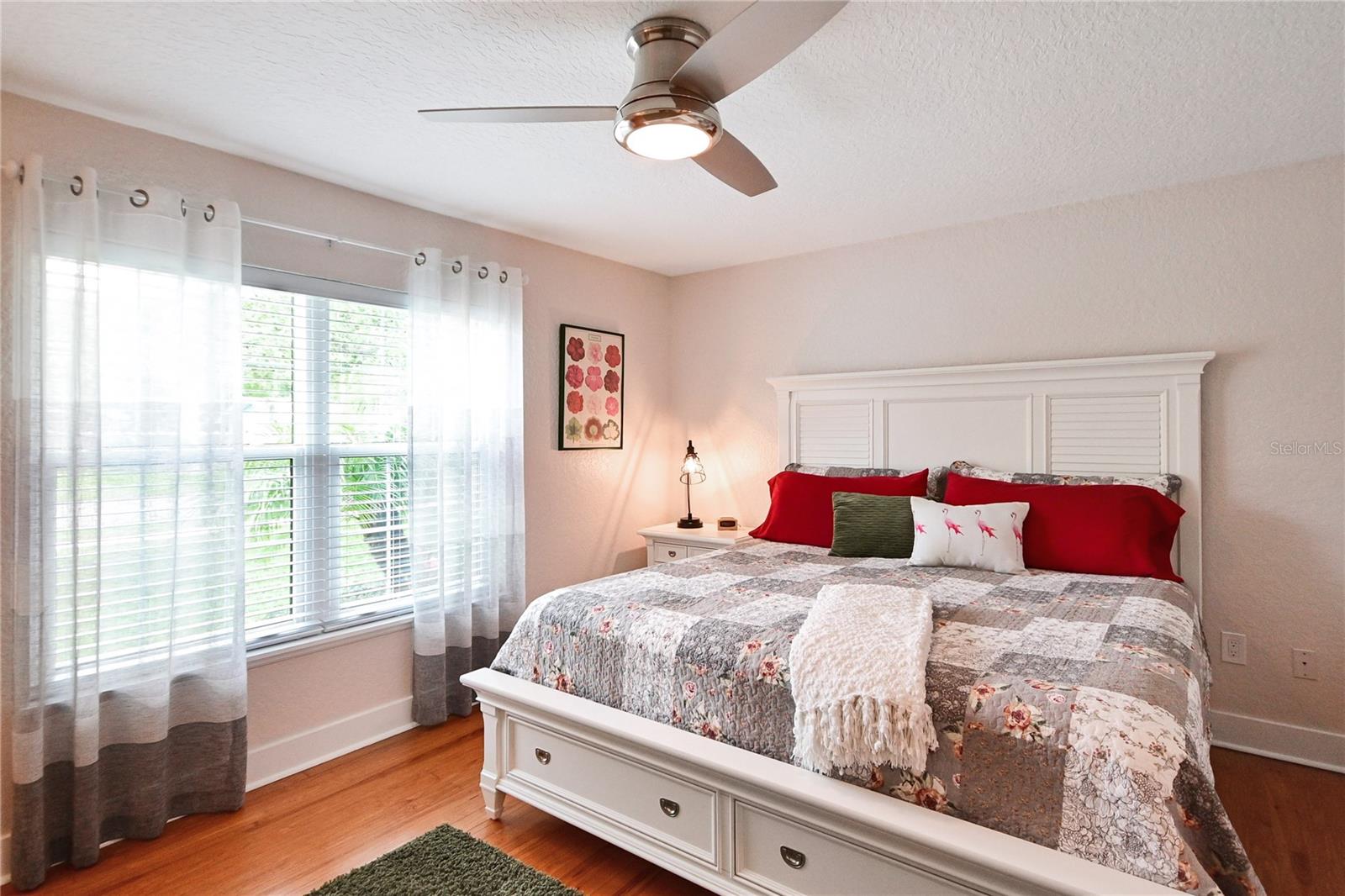 606 S PINE ST, NEW SMYRNA BEACH, FL, 32169