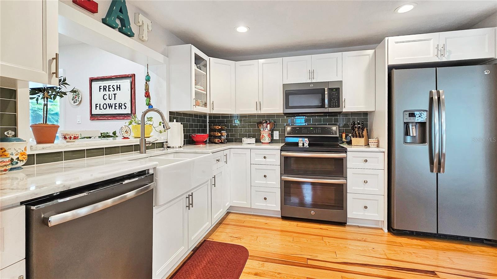 606 S PINE ST, NEW SMYRNA BEACH, FL, 32169