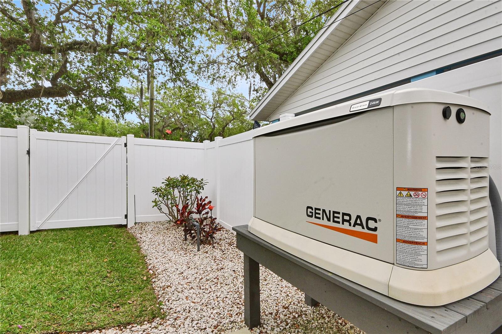 606 S PINE ST, NEW SMYRNA BEACH, FL, 32169