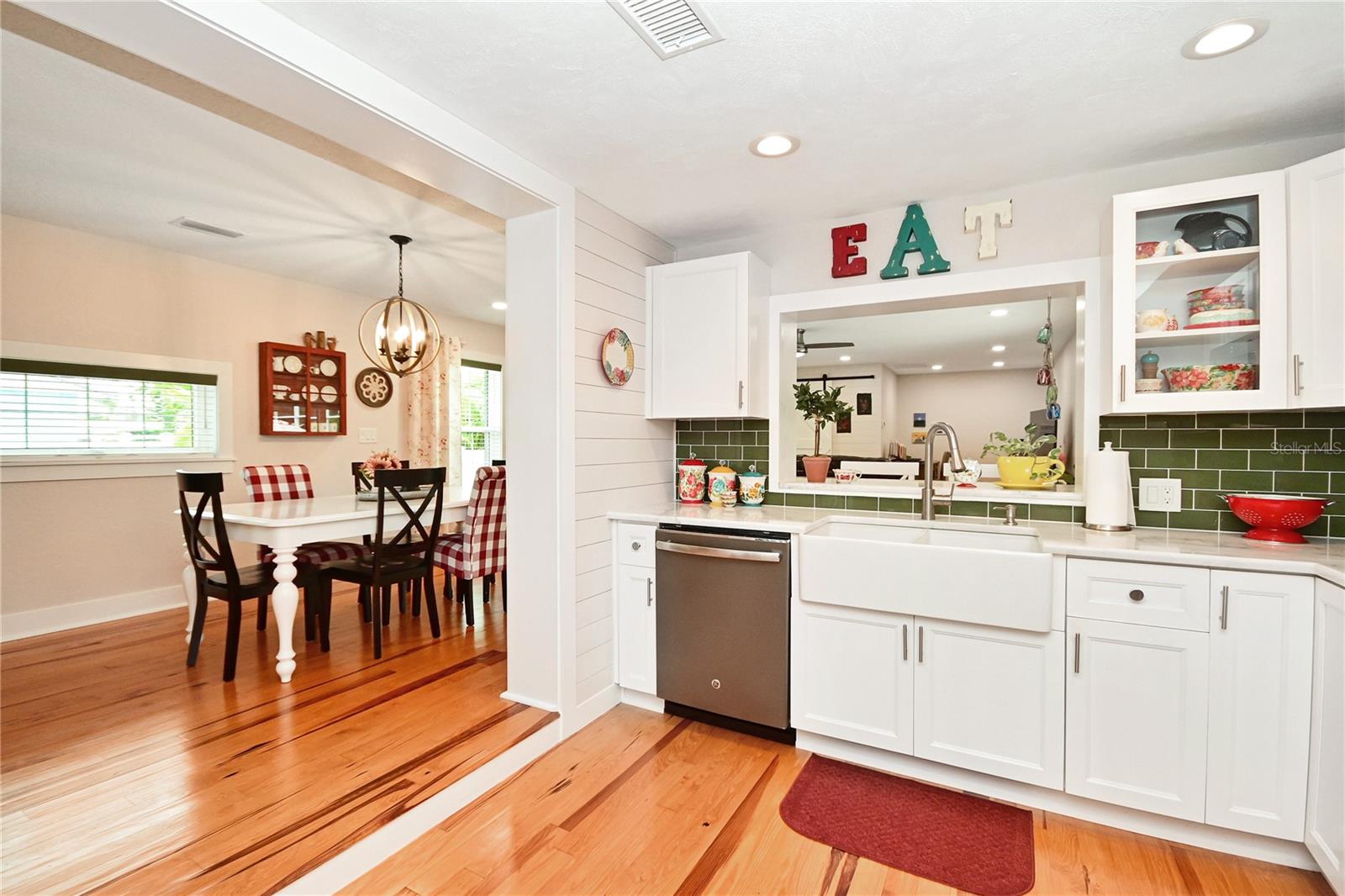 606 S PINE ST, NEW SMYRNA BEACH, FL, 32169