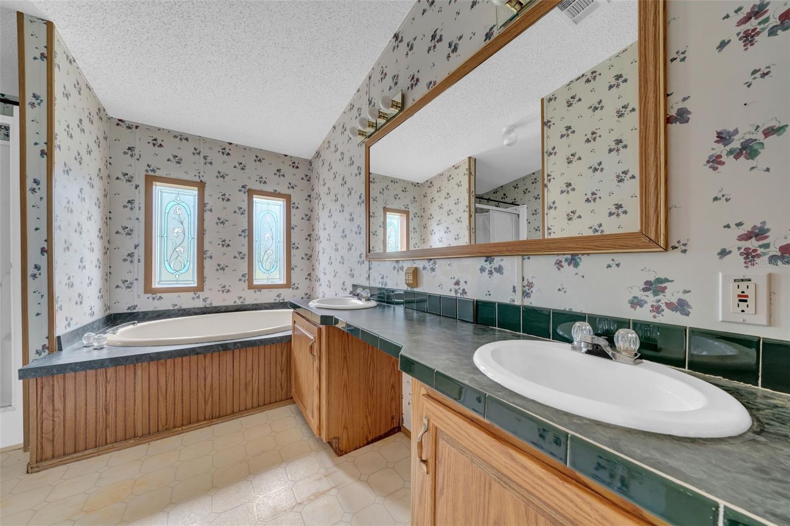 30125 CLEARVIEW DR, WESLEY CHAPEL, FL, 33545