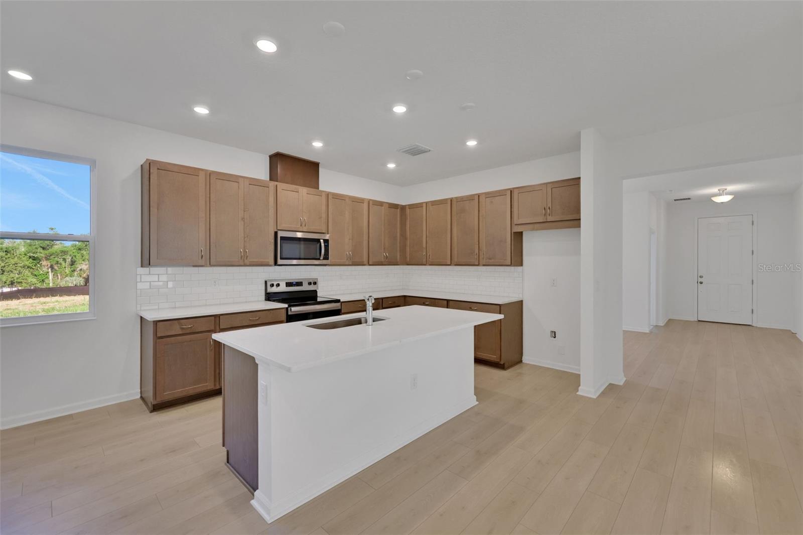 2980 SUPERMARINE RD, TAVARES, FL, 32778