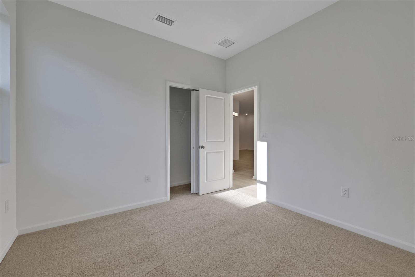 2980 SUPERMARINE RD, TAVARES, FL, 32778