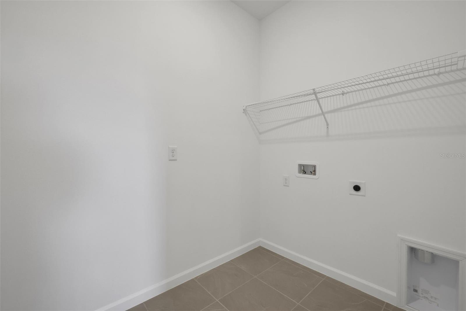 2980 SUPERMARINE RD, TAVARES, FL, 32778