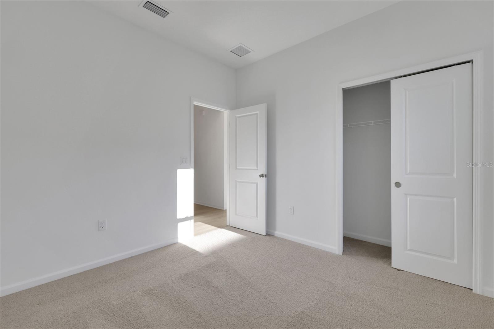 2980 SUPERMARINE RD, TAVARES, FL, 32778