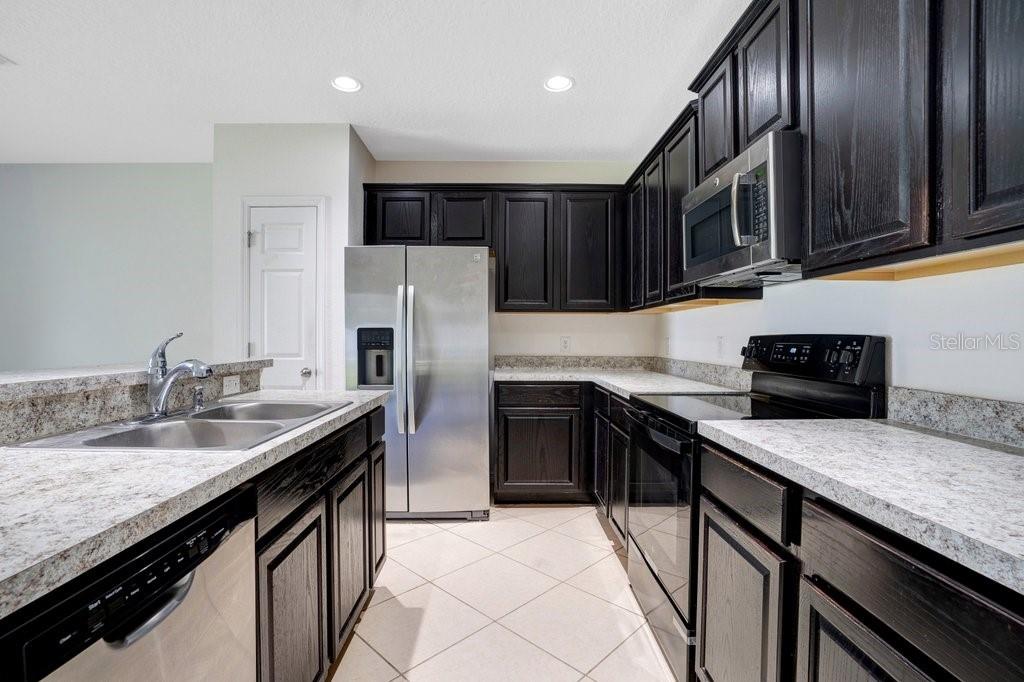 2925 SUNSTONE DR, KISSIMMEE, FL, 34758