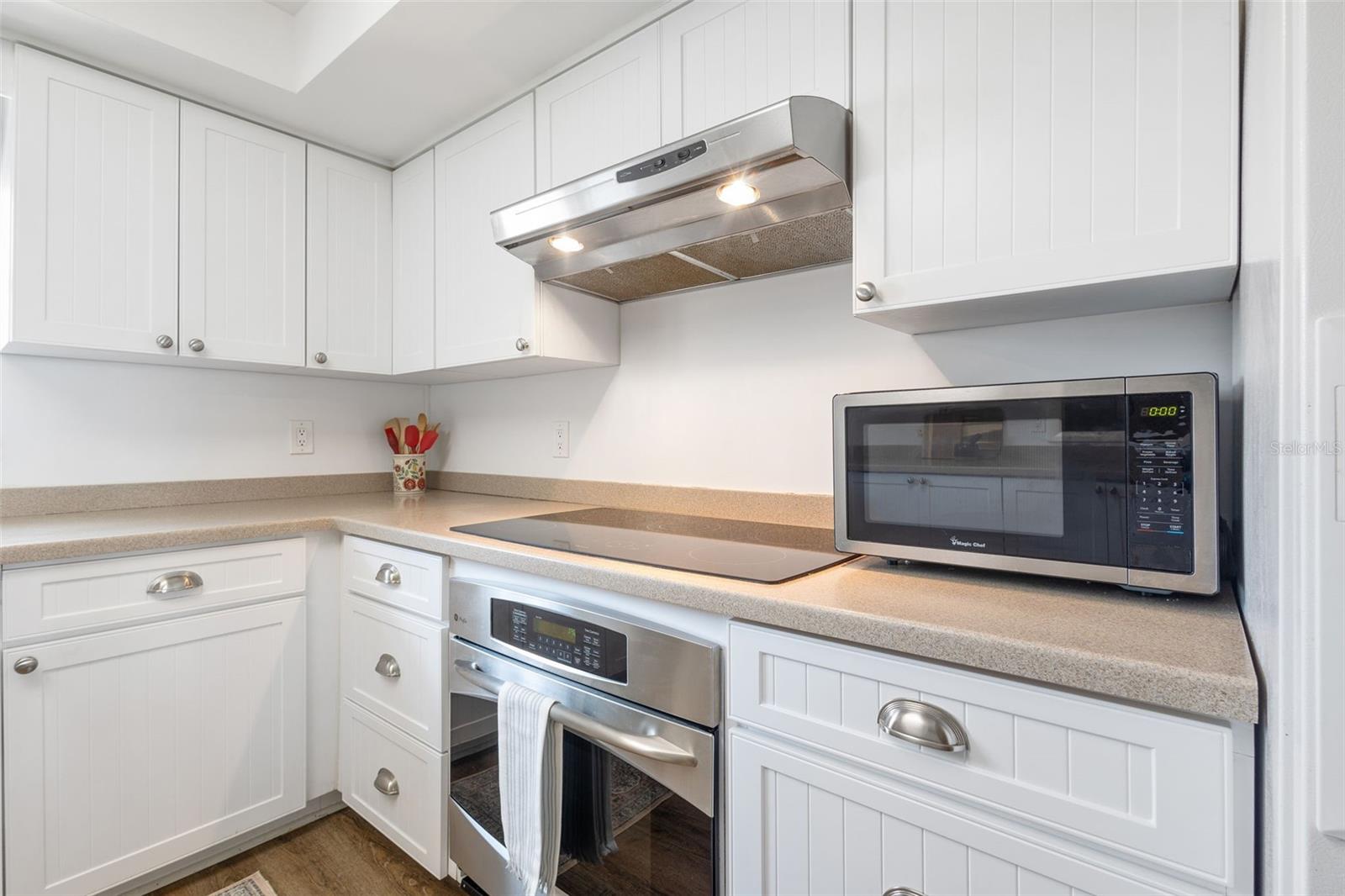 5130 BRITTANY DR S #208, ST PETERSBURG, FL, 33715