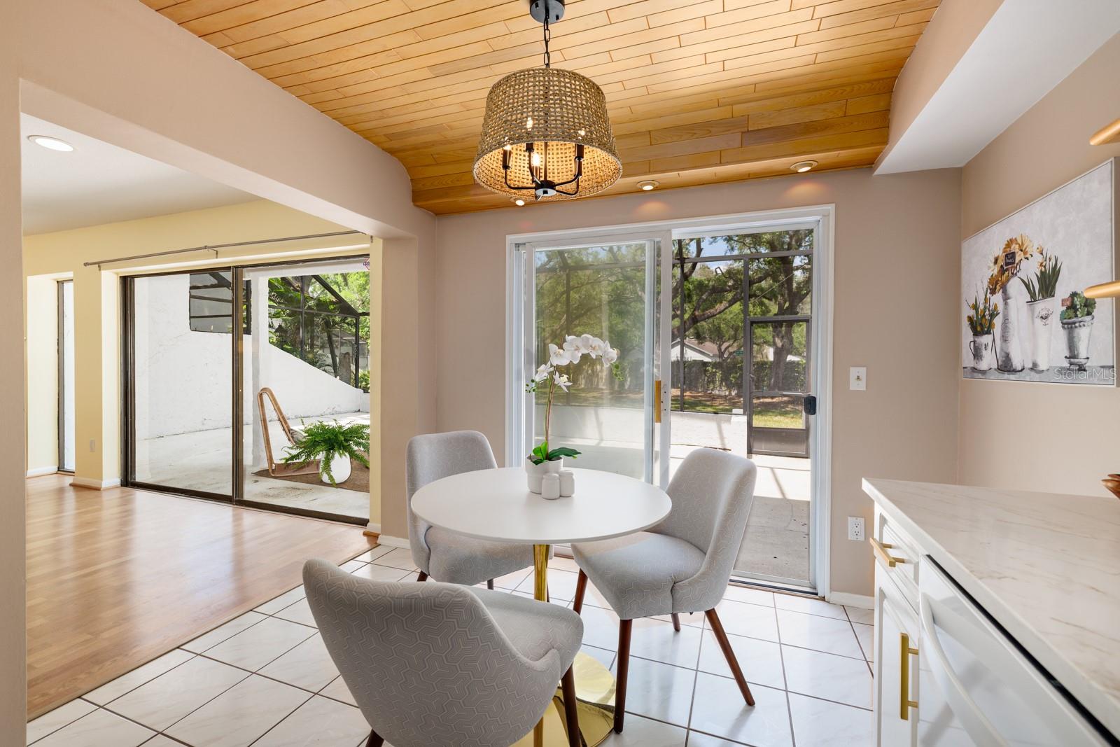 4207 FAIRWAY RUN, TAMPA, FL, 33618