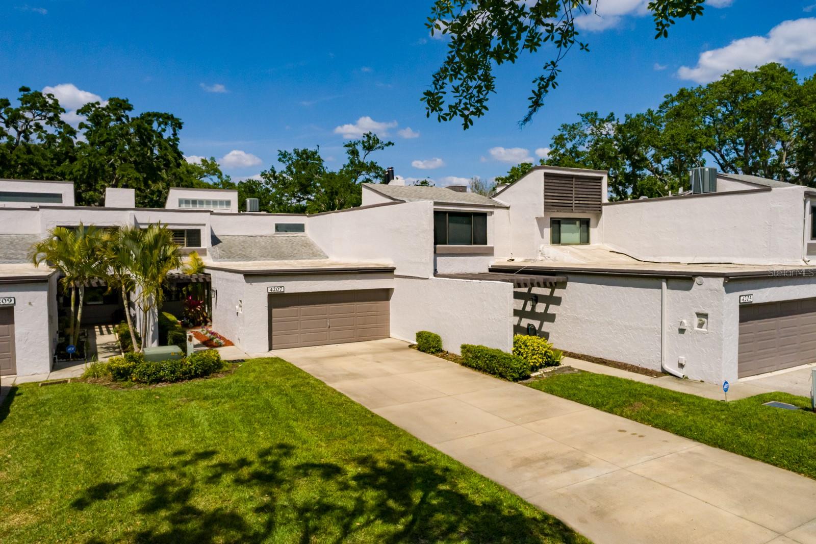 4207 FAIRWAY RUN, TAMPA, FL, 33618