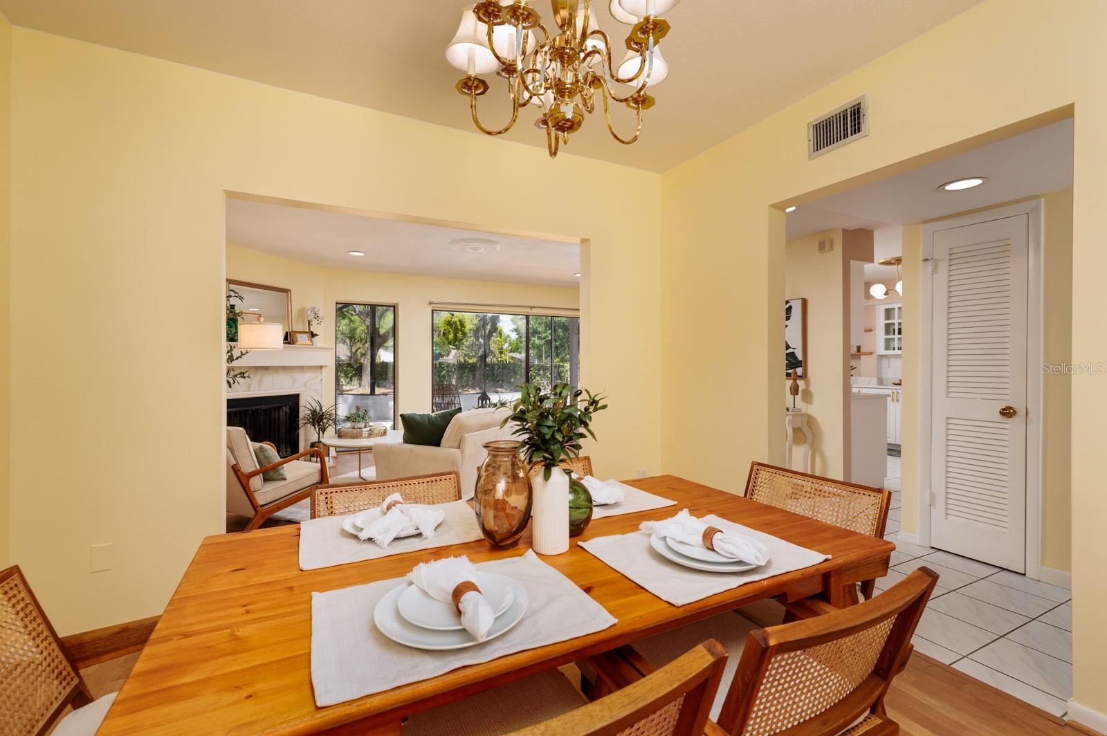 4207 FAIRWAY RUN, TAMPA, FL, 33618