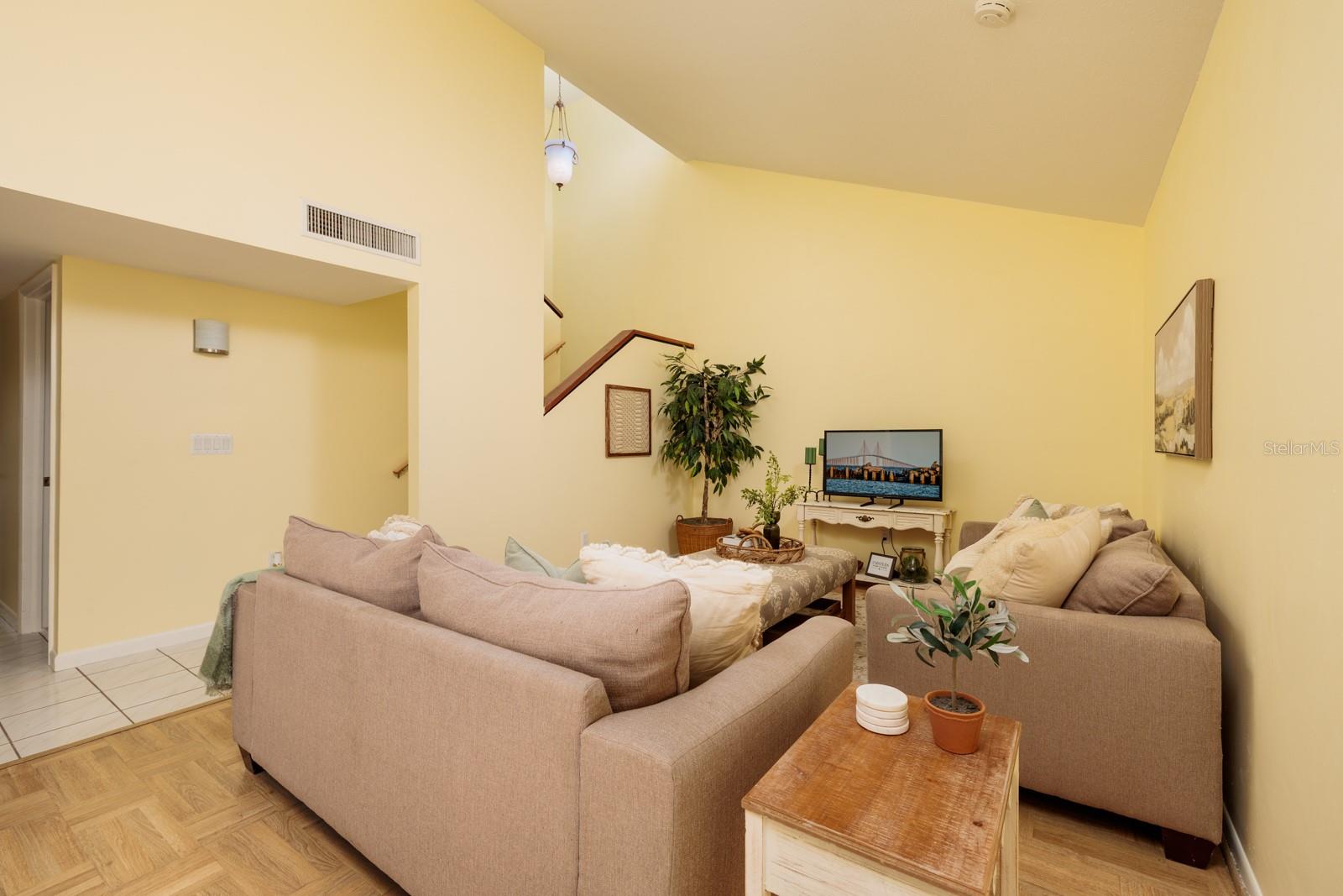 4207 FAIRWAY RUN, TAMPA, FL, 33618