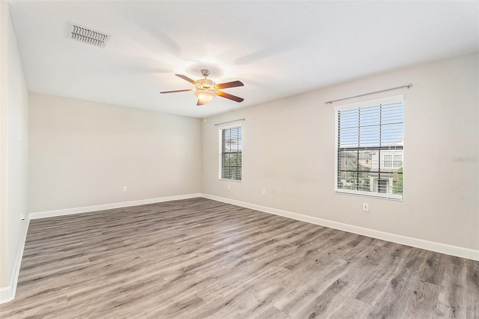 28511 PLEASANT BAY LOOP, WESLEY CHAPEL, FL, 33543