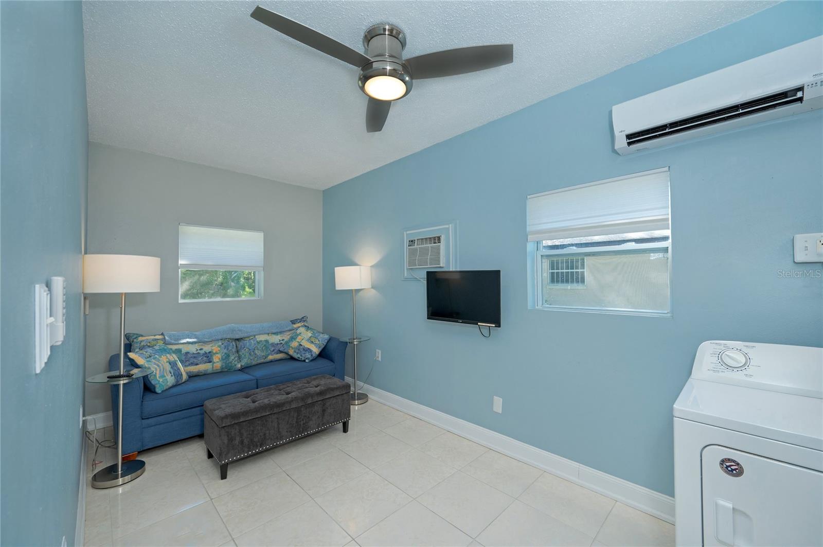 3 POINSETTIA DR, DEBARY, FL, 32713