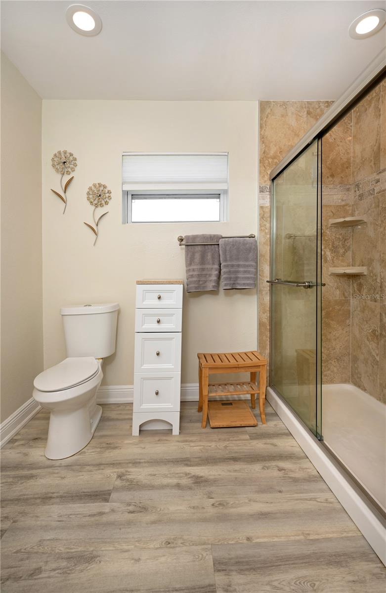 3 POINSETTIA DR, DEBARY, FL, 32713