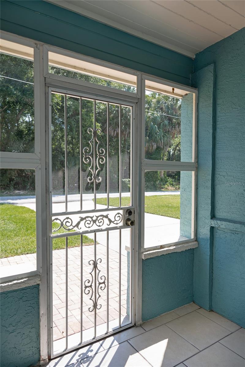 3 POINSETTIA DR, DEBARY, FL, 32713