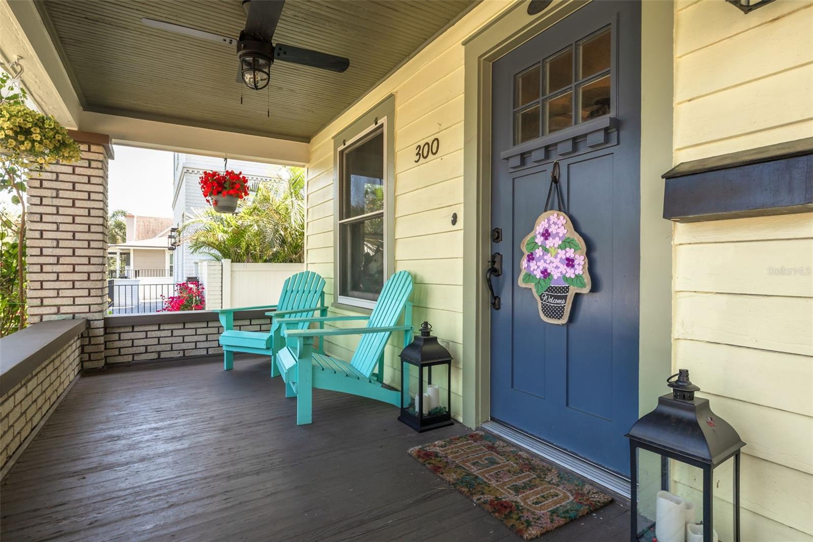 300 16TH AVE N, ST PETERSBURG, FL, 33704