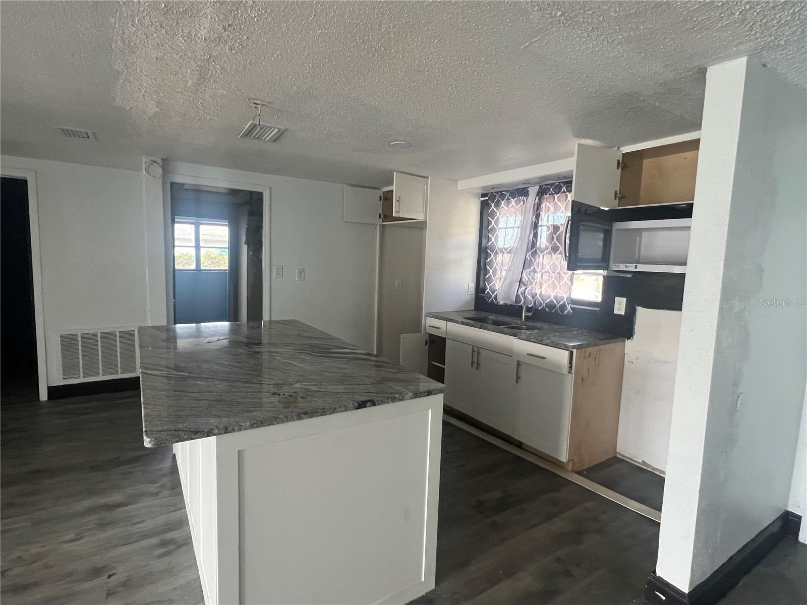 10228 AMADEUS DR, PORT RICHEY, FL, 34668