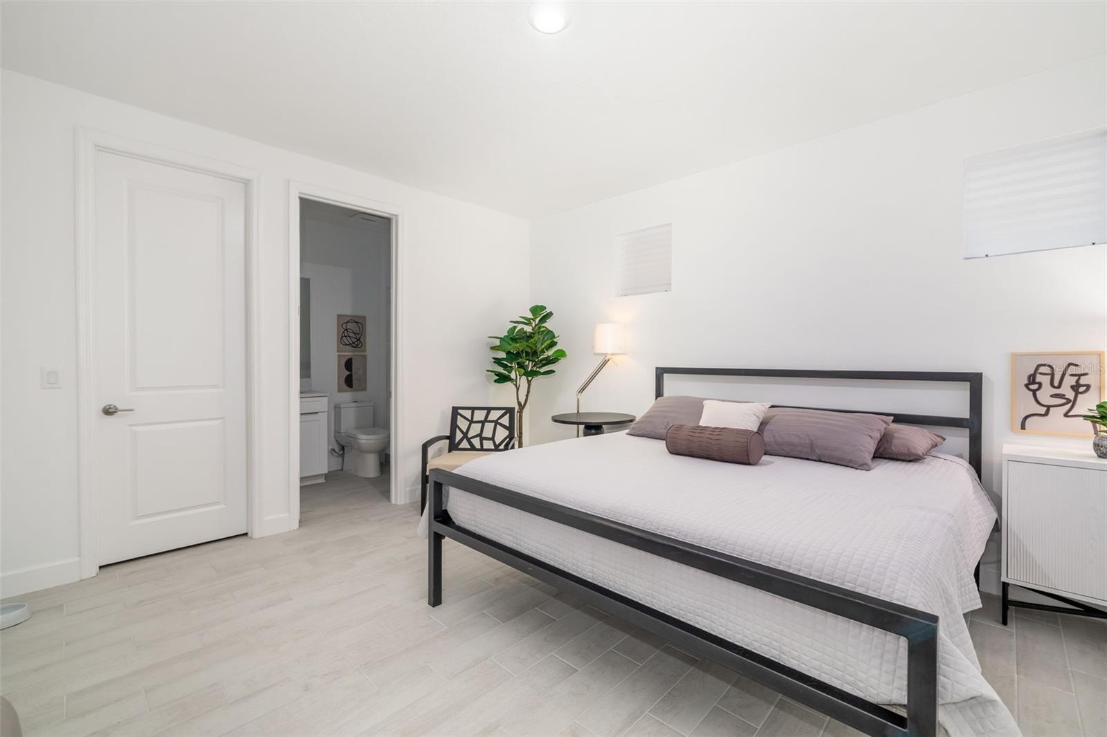 16626 PAYNES MILL DR, LAKEWOOD RANCH, FL, 34211