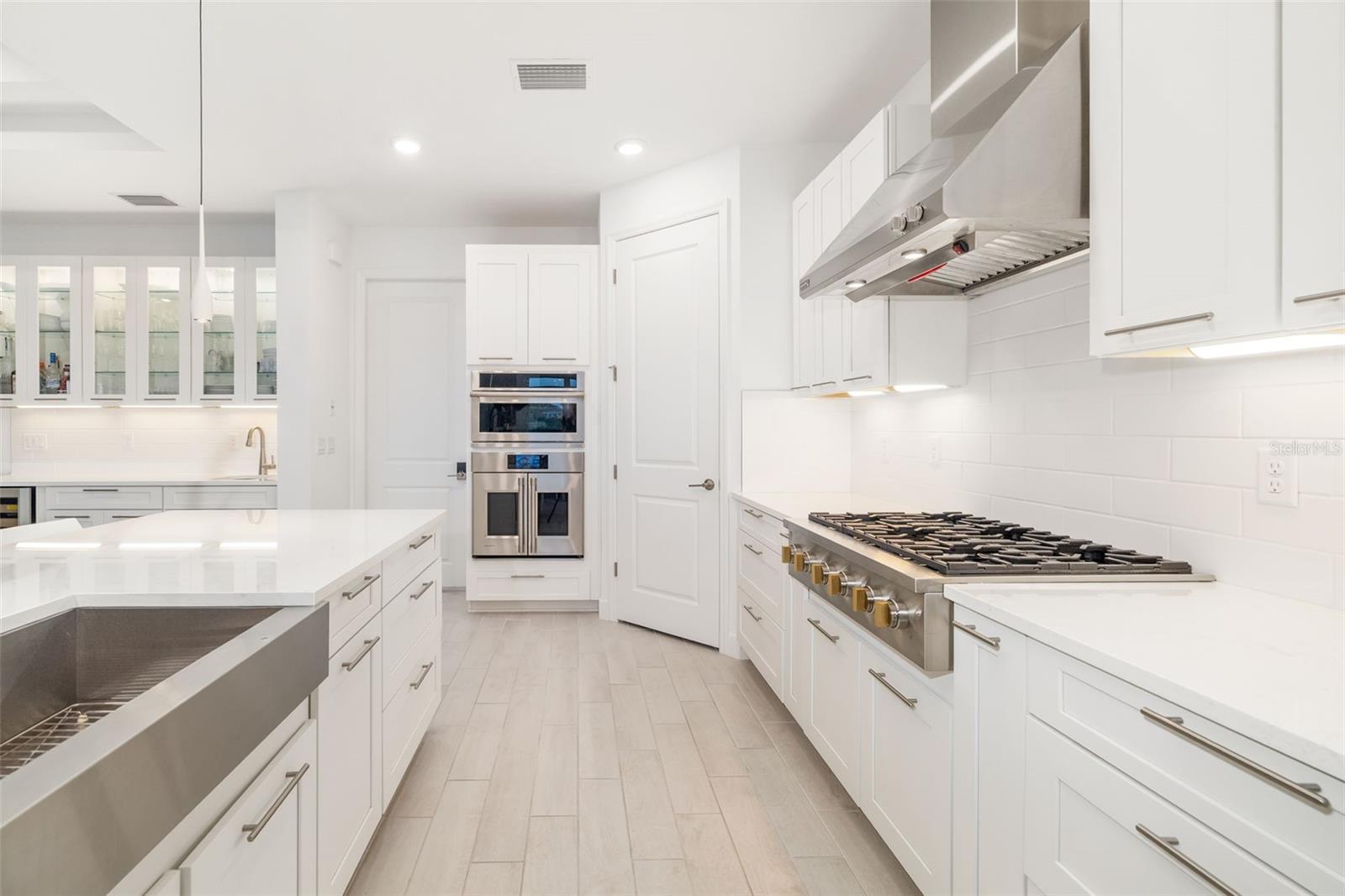 16626 PAYNES MILL DR, LAKEWOOD RANCH, FL, 34211