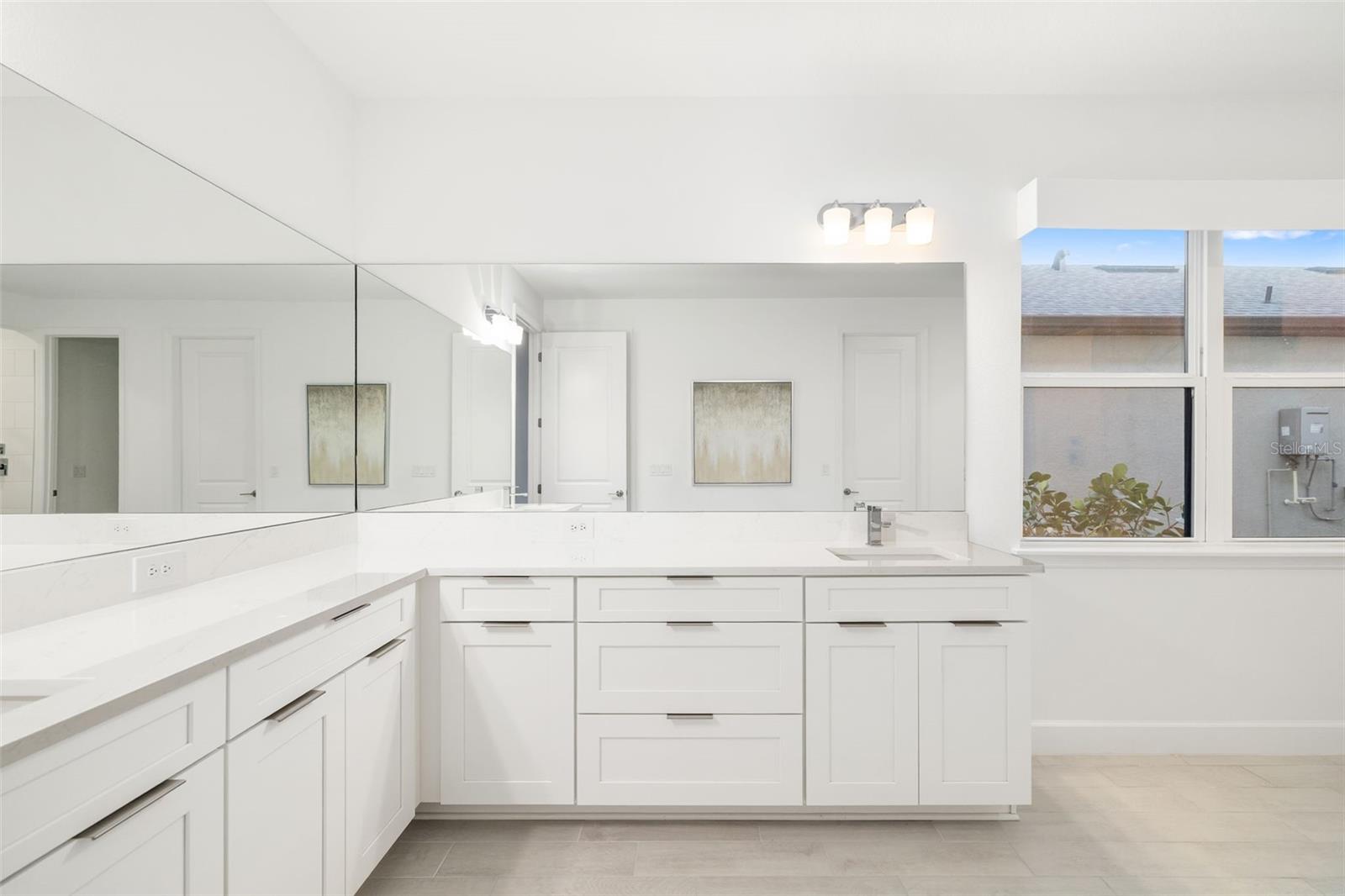 16626 PAYNES MILL DR, LAKEWOOD RANCH, FL, 34211