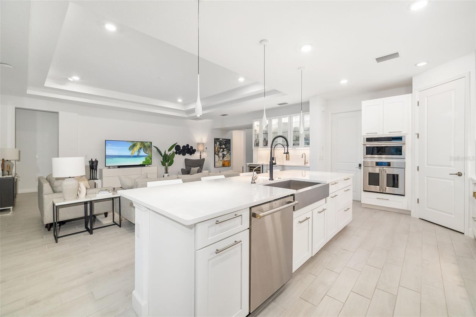 16626 PAYNES MILL DR, LAKEWOOD RANCH, FL, 34211