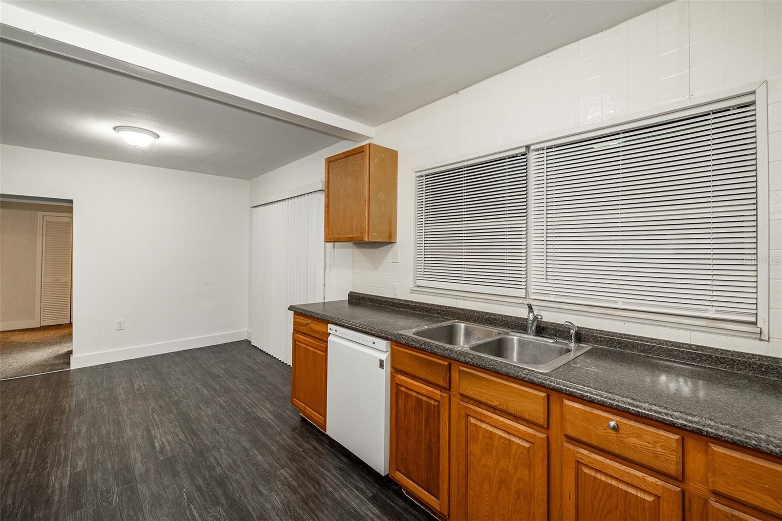 2404 W NORTH B ST, TAMPA, FL, 33609