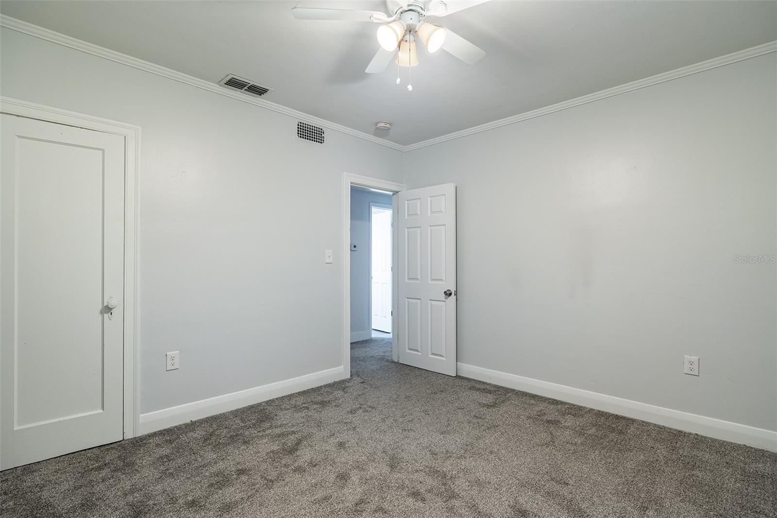 2404 W NORTH B ST, TAMPA, FL, 33609