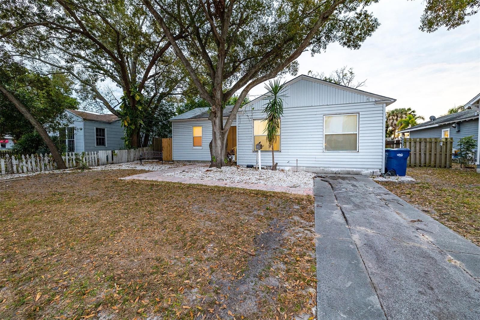 2404 W NORTH B ST, TAMPA, FL, 33609