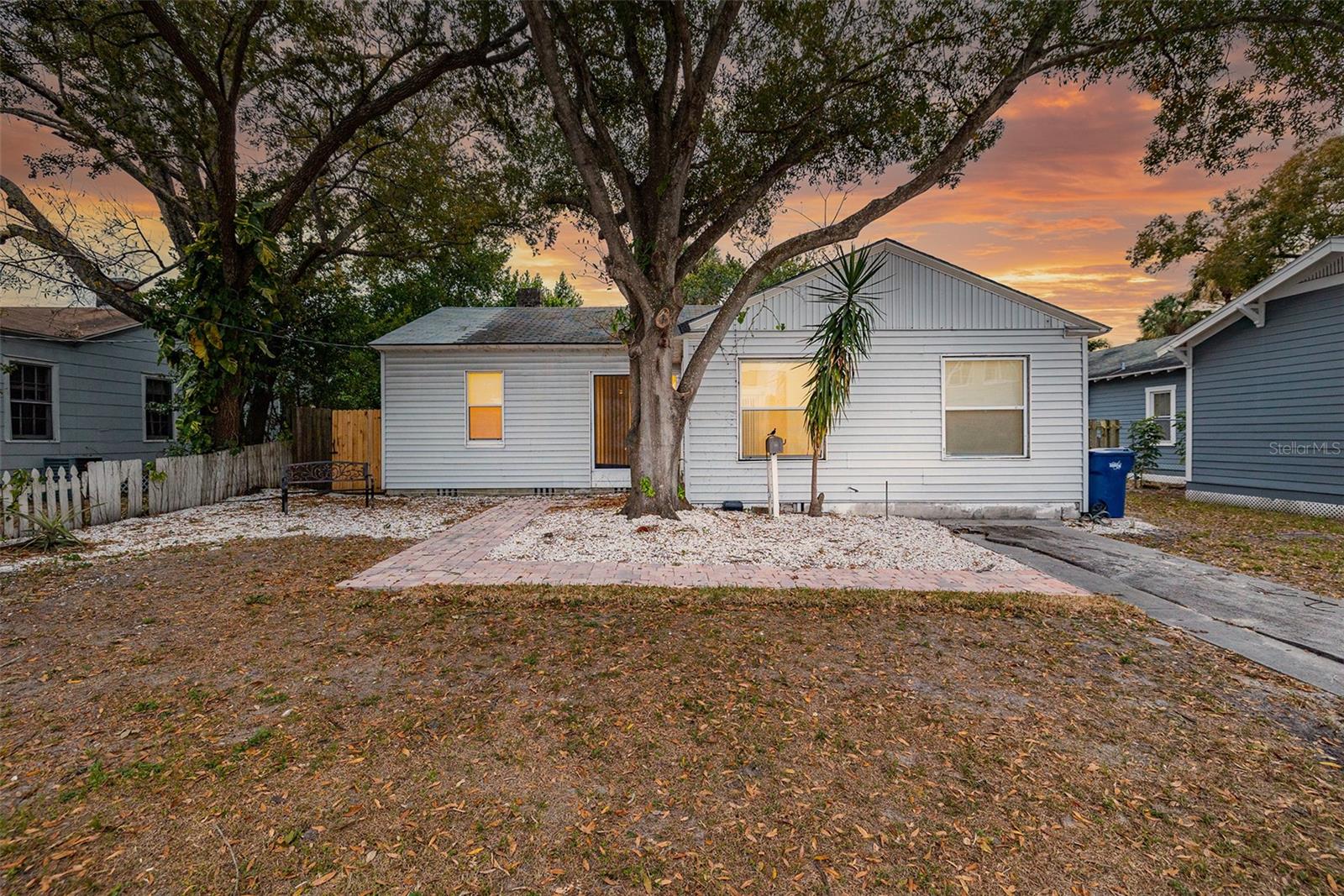 2404 W NORTH B ST, TAMPA, FL, 33609