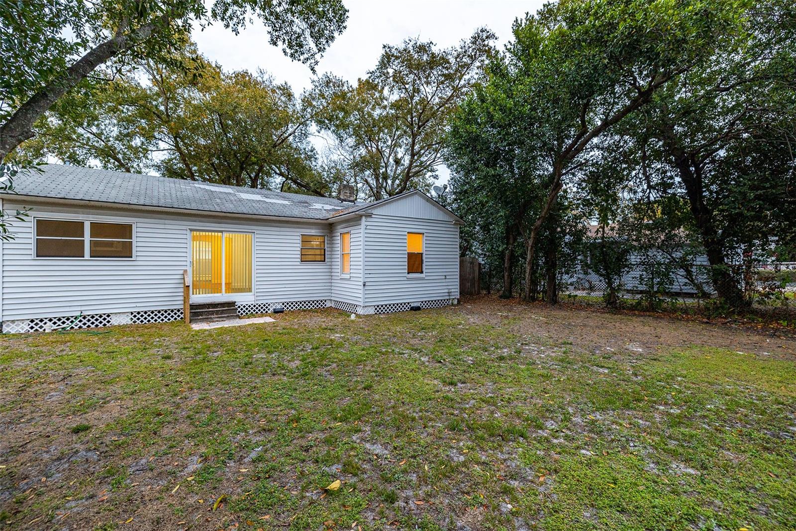 2404 W NORTH B ST, TAMPA, FL, 33609