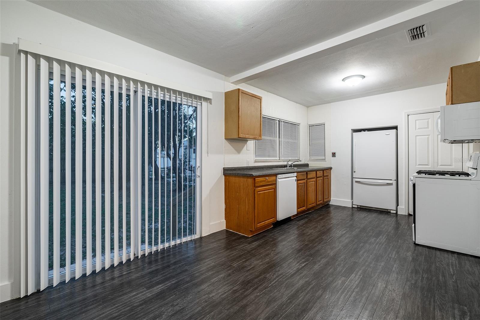 2404 W NORTH B ST, TAMPA, FL, 33609