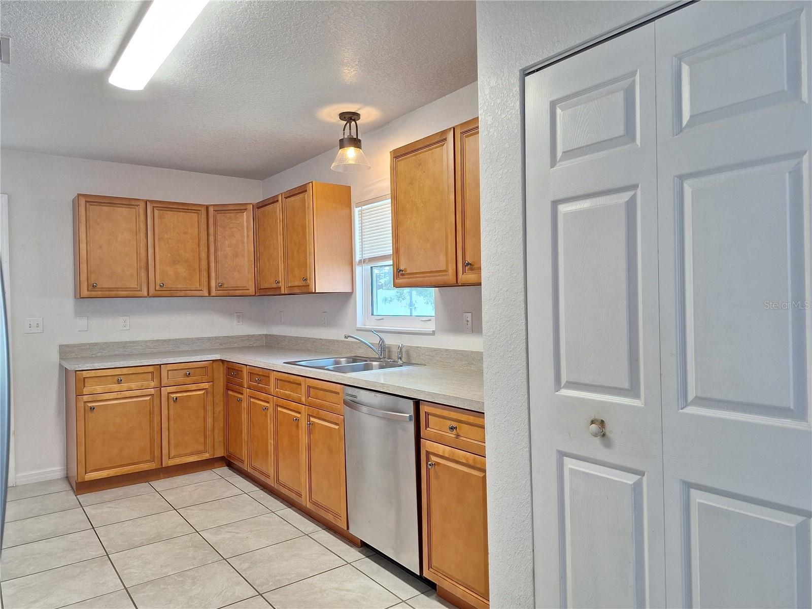 128 CANAL RD, EDGEWATER, FL, 32141