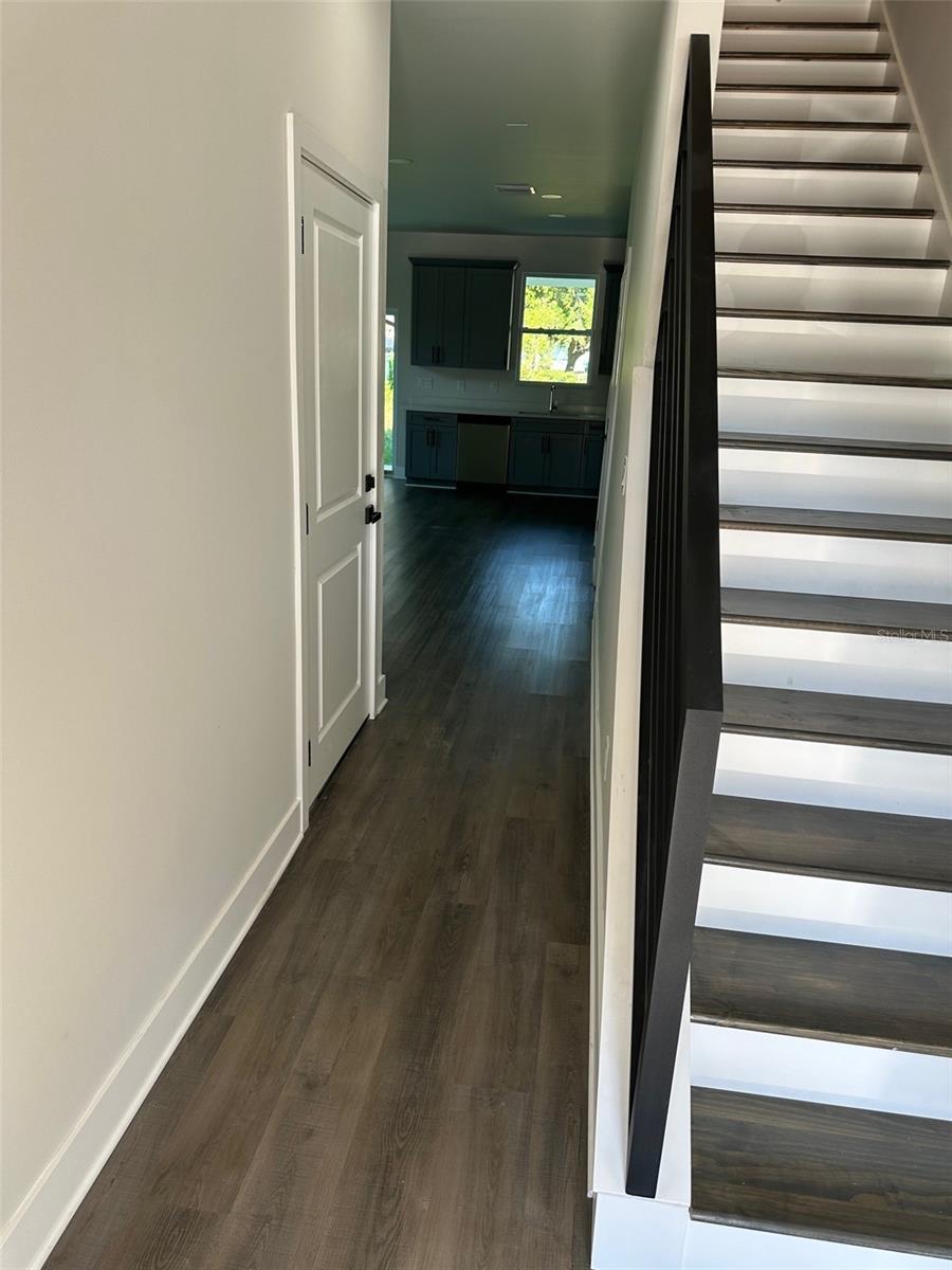 4105 N THATCHER AVE, TAMPA, FL, 33614