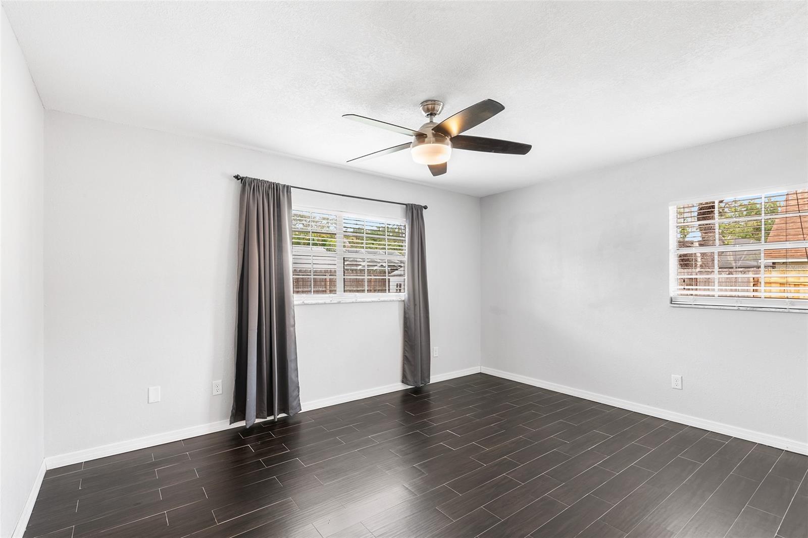 2096 LAKE ARIANA BLVD, AUBURNDALE, FL, 33823