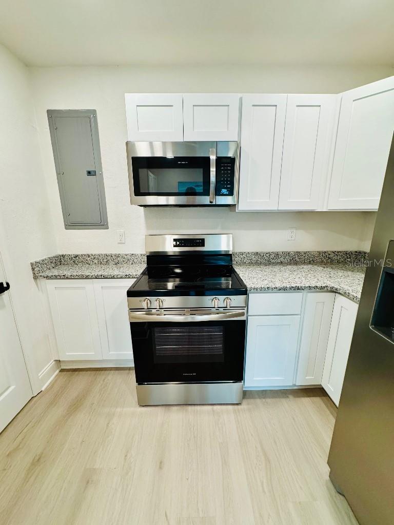 232 THOMAS AVE, FROSTPROOF, FL, 33843