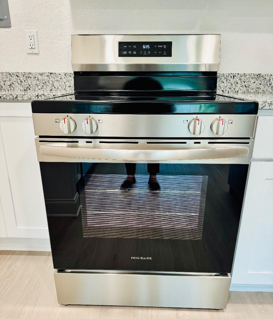 232 THOMAS AVE, FROSTPROOF, FL, 33843